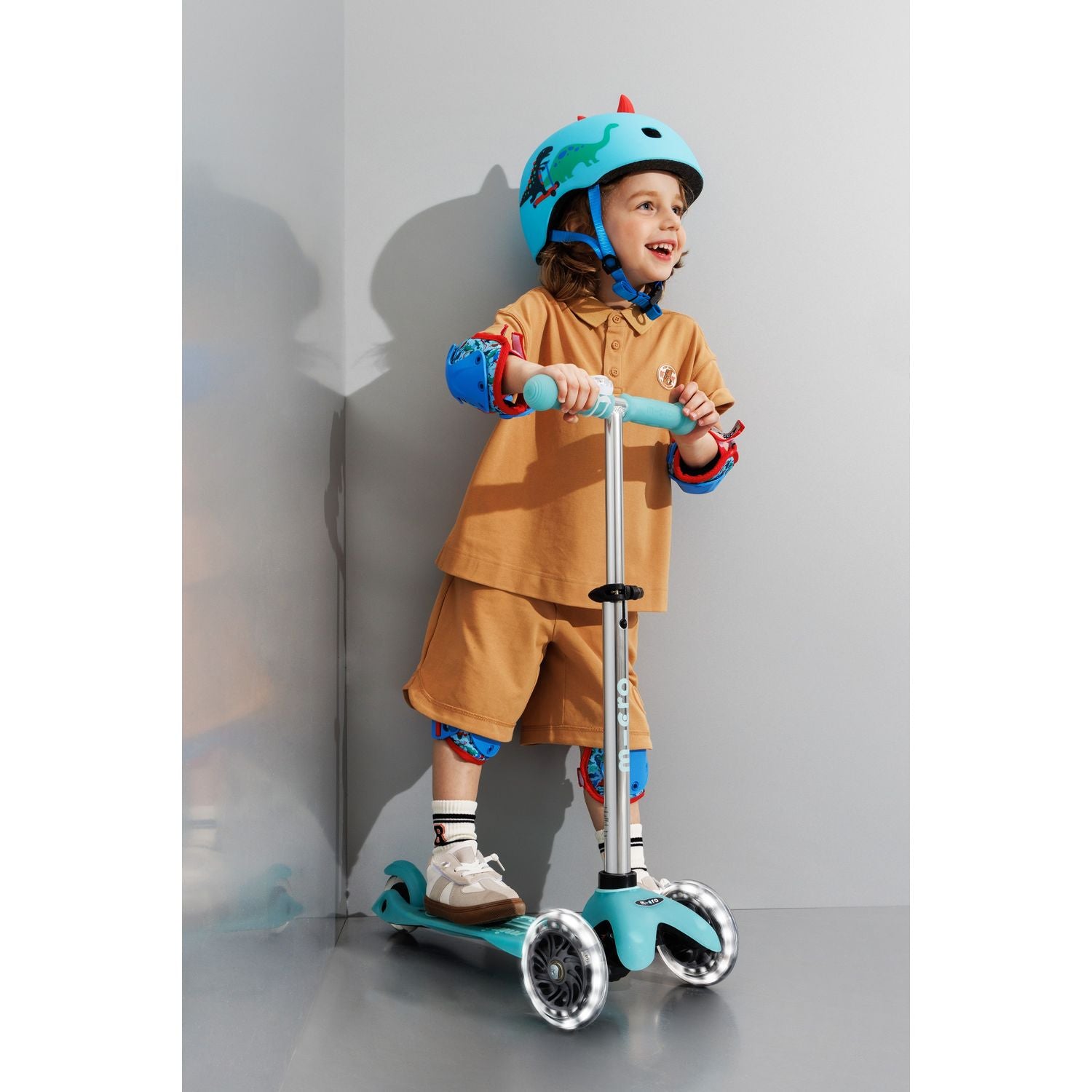 Micro 3D Scootersaurus Helmet - Small