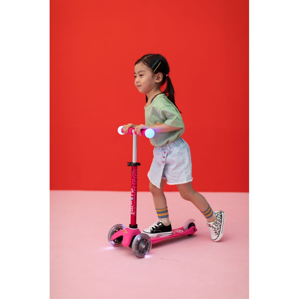 Micro Mini Deluxe Magic LED - Pink