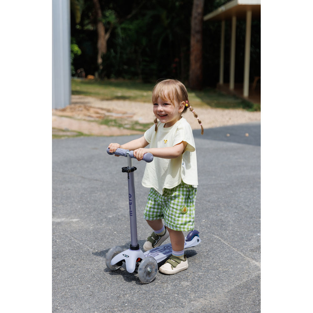 Micro Mini Deluxe Rock & Go LED - Lavender Mist